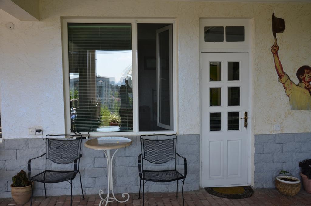 Tj Guest House Makhinjauri Exteriör bild
